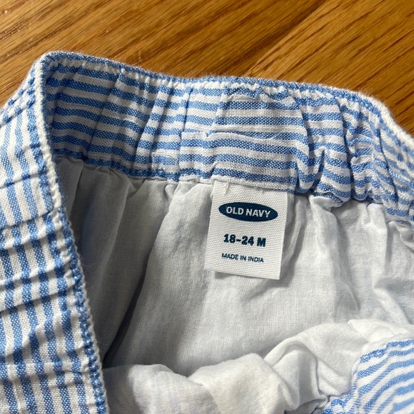 Bundle of 2 Old Navy Baby Skirts - Picture 3 of 4